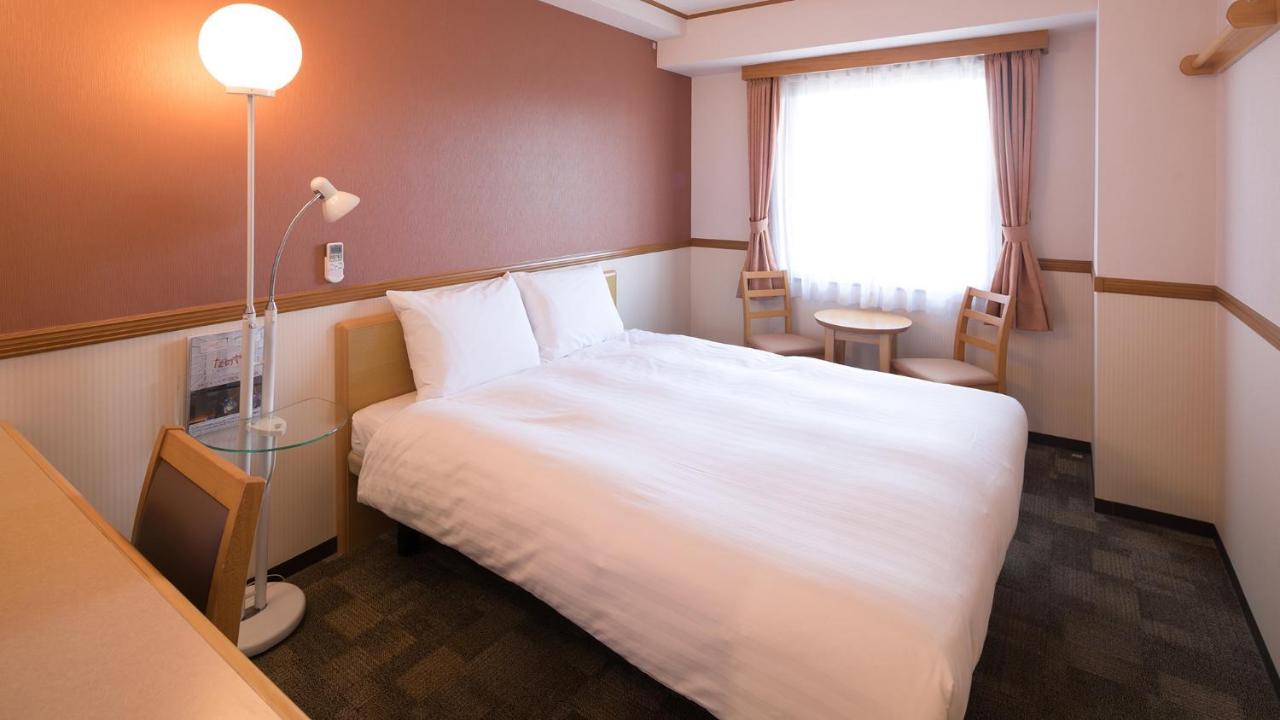 Toyoko Inn Matsuyama Ichibancho Екстер'єр фото