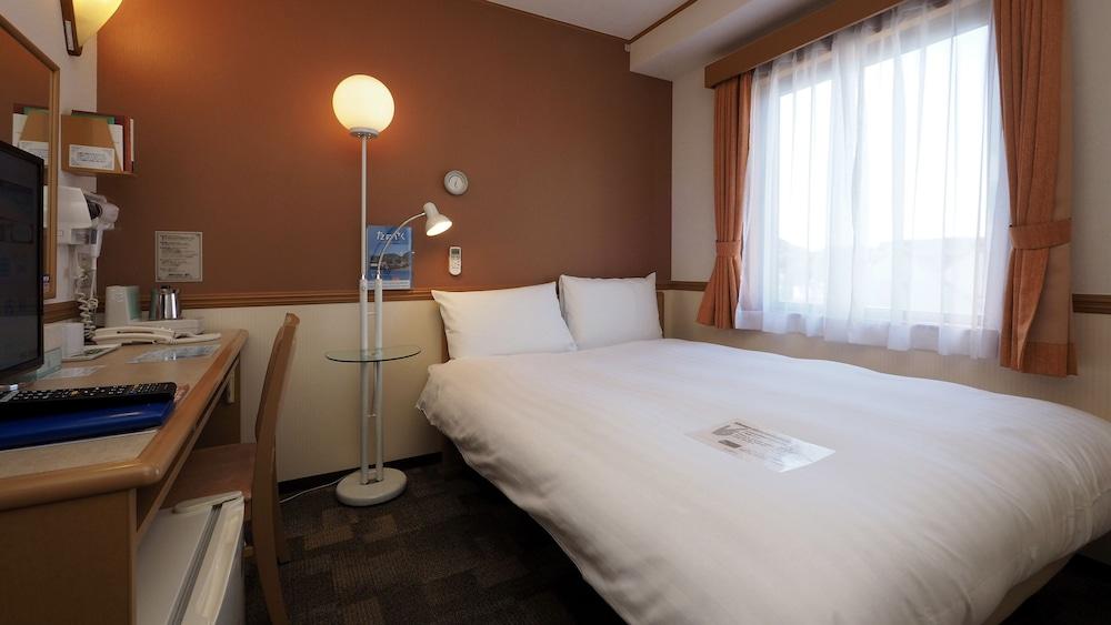 Toyoko Inn Matsuyama Ichibancho Екстер'єр фото