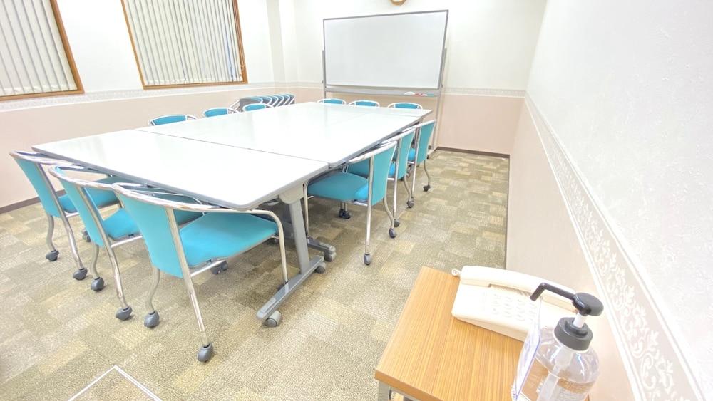 Toyoko Inn Matsuyama Ichibancho Екстер'єр фото